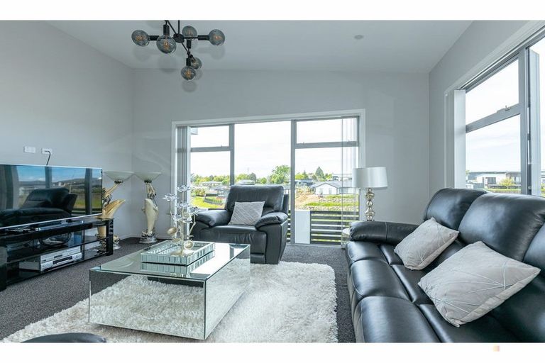 Photo of property in 28 Meadowstone Street, Gleniti, Timaru, 7910