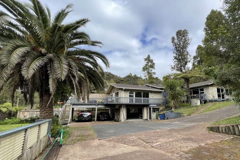 Photo of property in 148 Laingholm Drive, Laingholm, Auckland, 0604