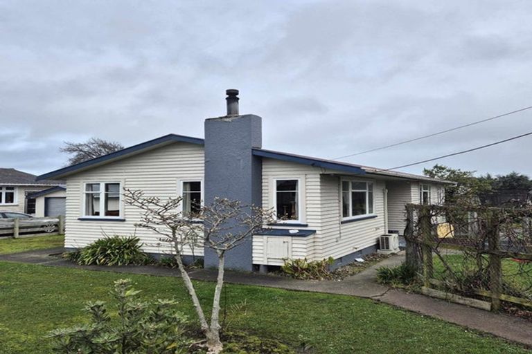 Photo of property in 11 Otore Street, Marton, 4710
