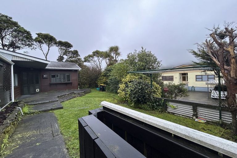 Photo of property in 5 Colorado Grove, Brooklyn, Wellington, 6021