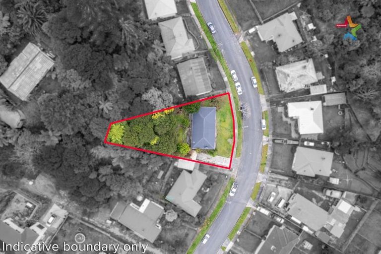 Photo of property in 41 Bird Grove, Stokes Valley, Lower Hutt, 5019