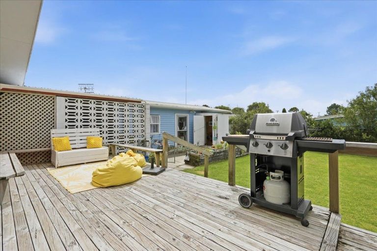 Photo of property in 67 Queen Street, Te Puke, 3119