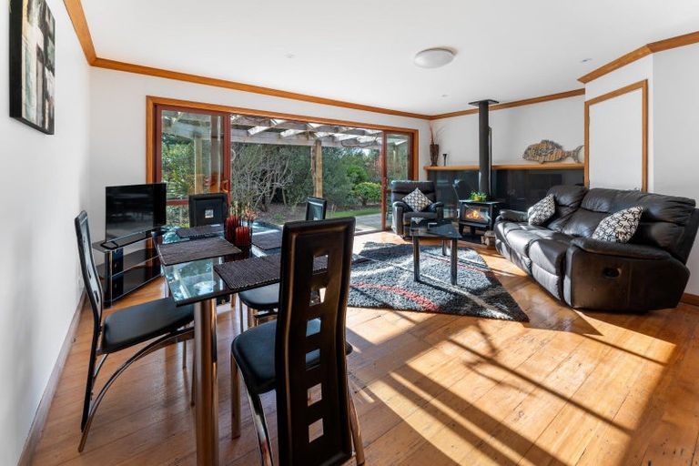 Photo of property in 103 Neudorf Road, Upper Moutere, 7175