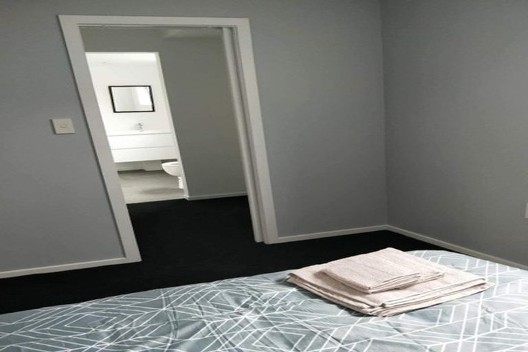 Photo of property in 2 Bell Street, Tawa, Wellington, 5028