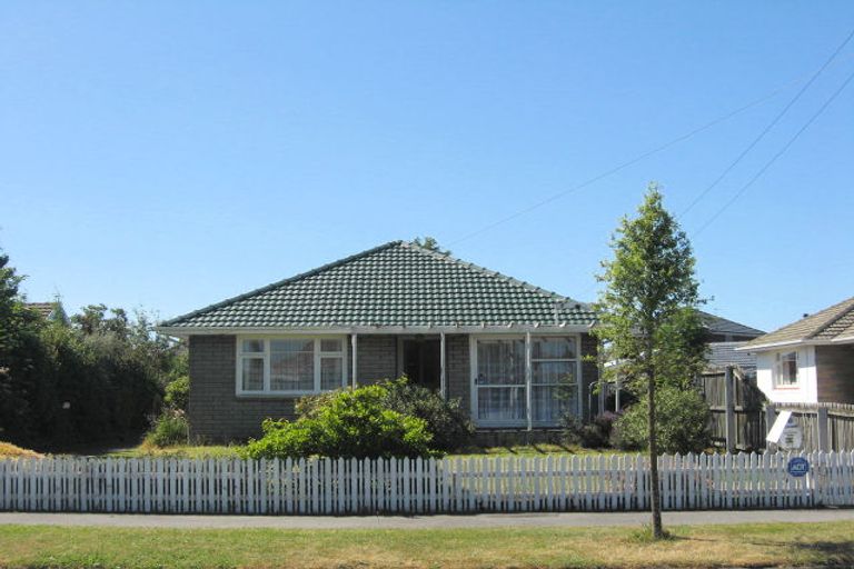 Photo of property in 63 Wilton Crescent, Bishopdale, Christchurch, 8053