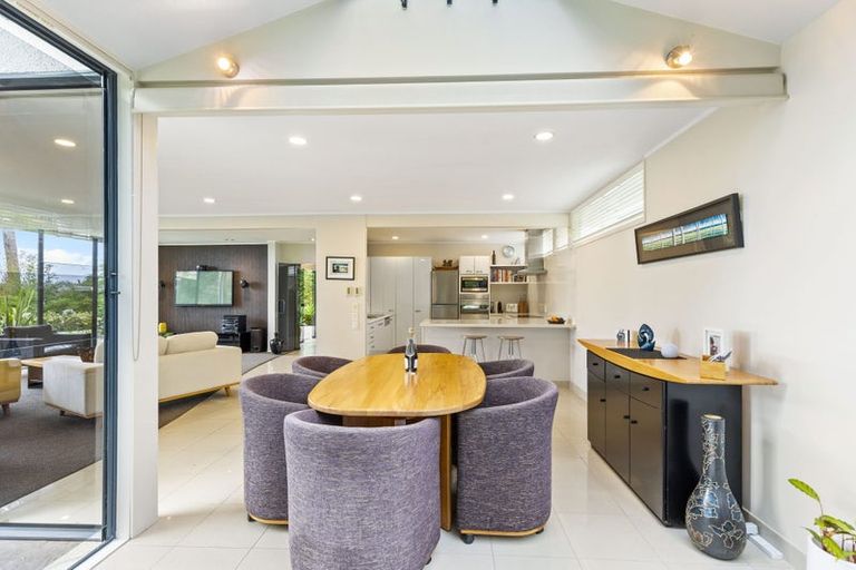 Photo of property in 75 Cliff Road, Torbay, Auckland, 0630