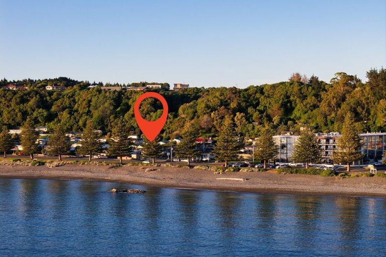 Photo of property in 8/132 Esplanade, Kaikoura, 7300