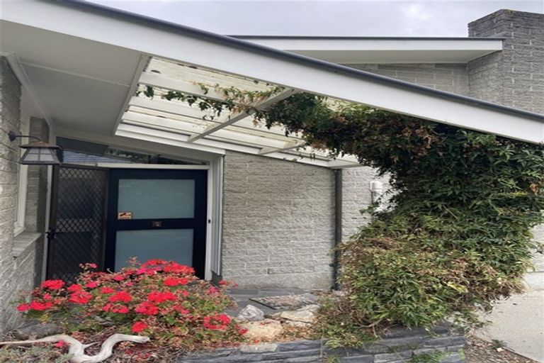 Photo of property in 4 Tuirau Place, Ilam, Christchurch, 8041