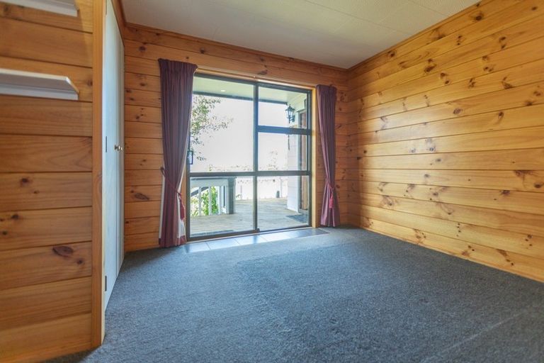 Photo of property in 67 Parerohi Grove, Kuratau, Turangi, 3381