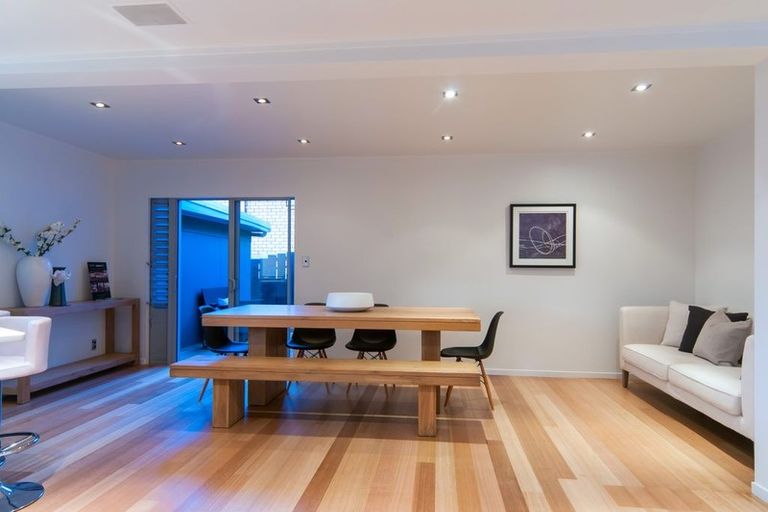 Photo of property in 29 Hollyhock Place, Browns Bay, Auckland, 0630