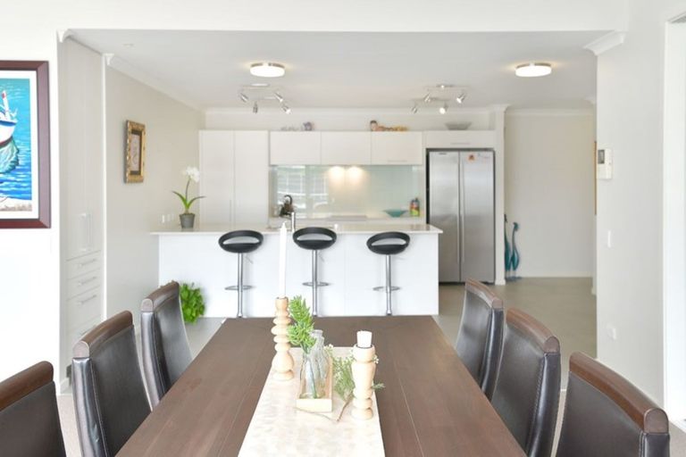 Photo of property in 59 Parkside Drive, Orewa, 0931