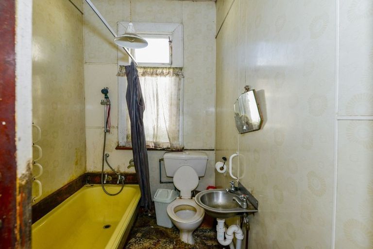 Photo of property in 14 Douglas Street, Saint Kilda, Dunedin, 9012