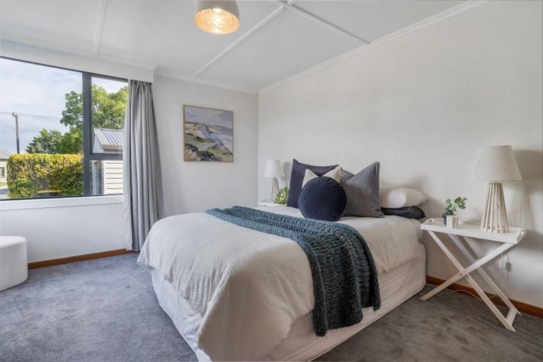 Photo of property in 52 Grange Street, Winton, 9720