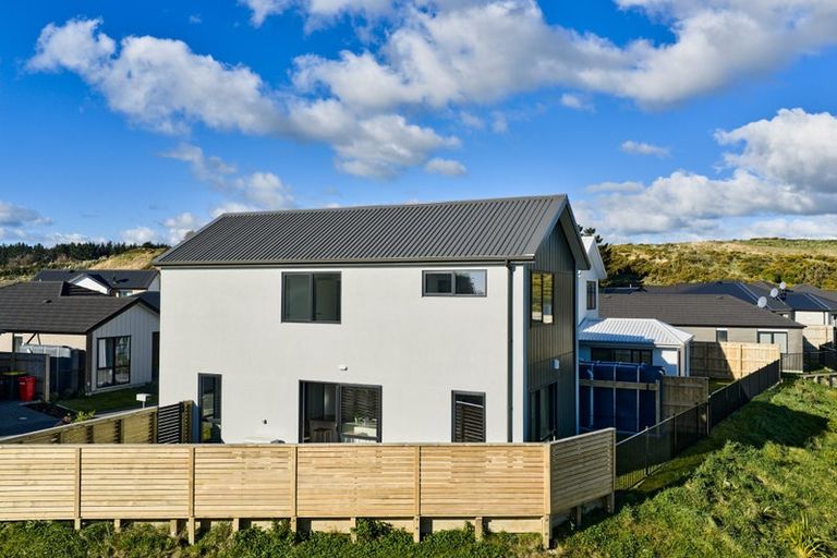 Photo of property in 21 Foremast Place, Whitby, 5024