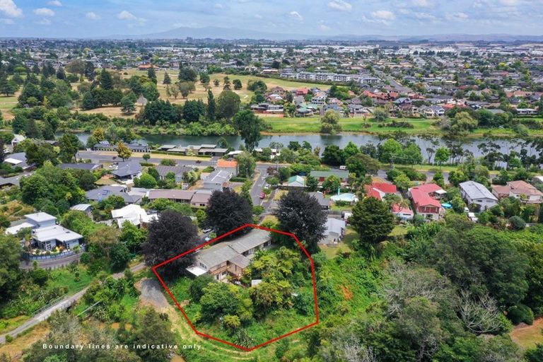 Photo of property in 7 Tauhara Drive, Queenwood, Hamilton, 3210