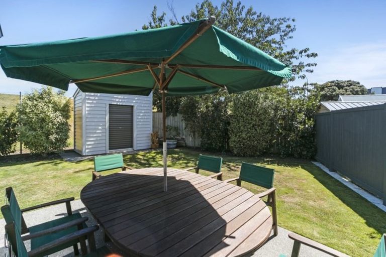 Photo of property in 8c Glen Iris Grove, Woburn, Lower Hutt, 5010