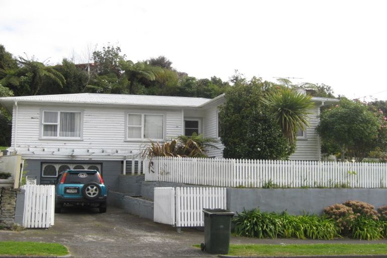 Photo of property in 28 Pembroke Street, Westown, New Plymouth, 4310