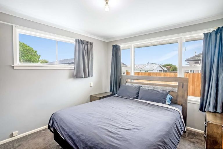 Photo of property in 150 Pacific Road, North New Brighton, Christchurch, 8083