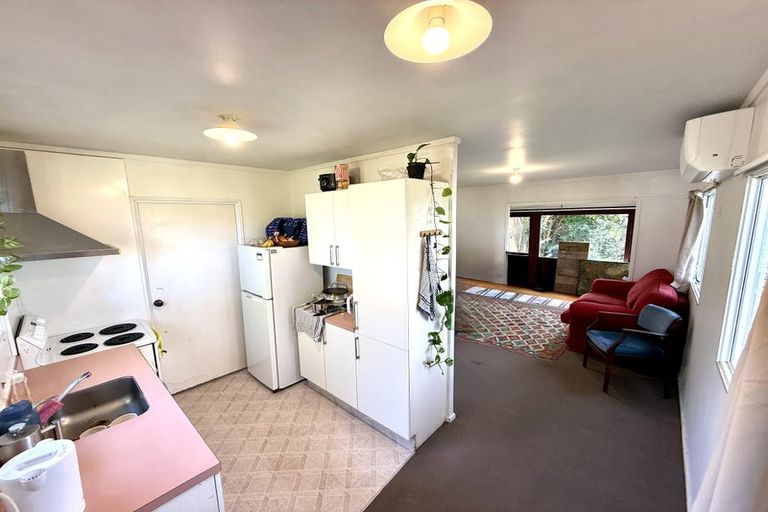 Photo of property in 2 Stanley Road, Glenfield, Auckland, 0629