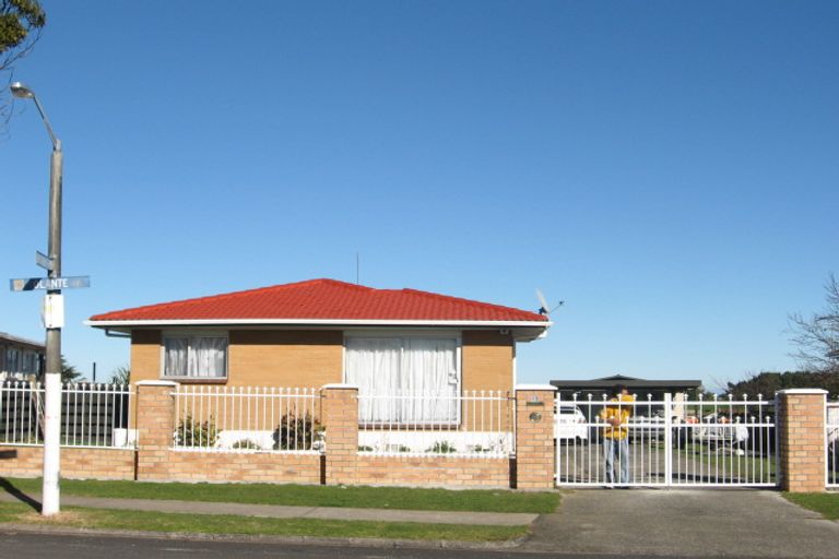 Photo of property in 23 Volante Avenue, Wattle Downs, Auckland, 2103