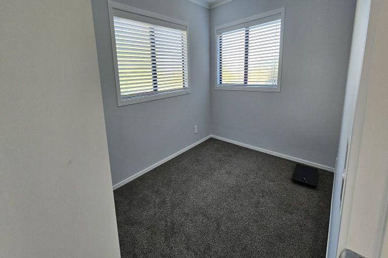 Photo of property in 32 Pembroke Road, Northland, Wellington, 6012