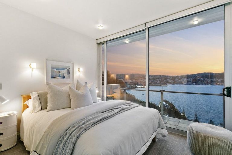 Photo of property in 1/22 The Crescent, Roseneath, Wellington, 6011