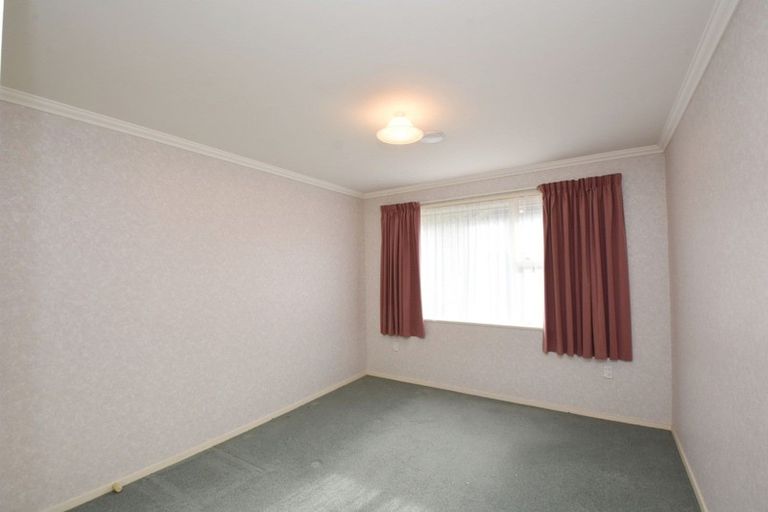 Photo of property in 120 Newcastle Street, Windsor, Invercargill, 9810