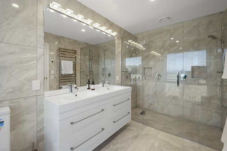 Photo of property in 706 Whangamata Road, Kinloch, Taupo, 3377