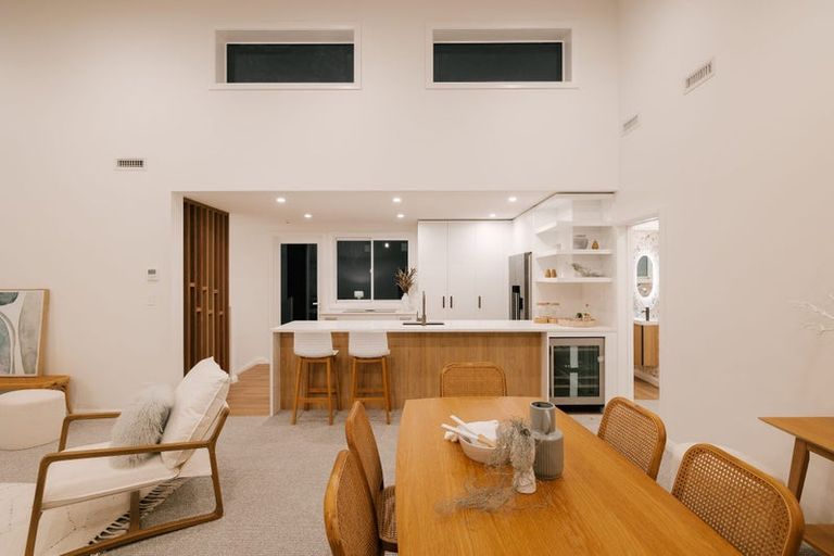 Photo of property in 15 Ihaka Street, Hokowhitu, Palmerston North, 4410