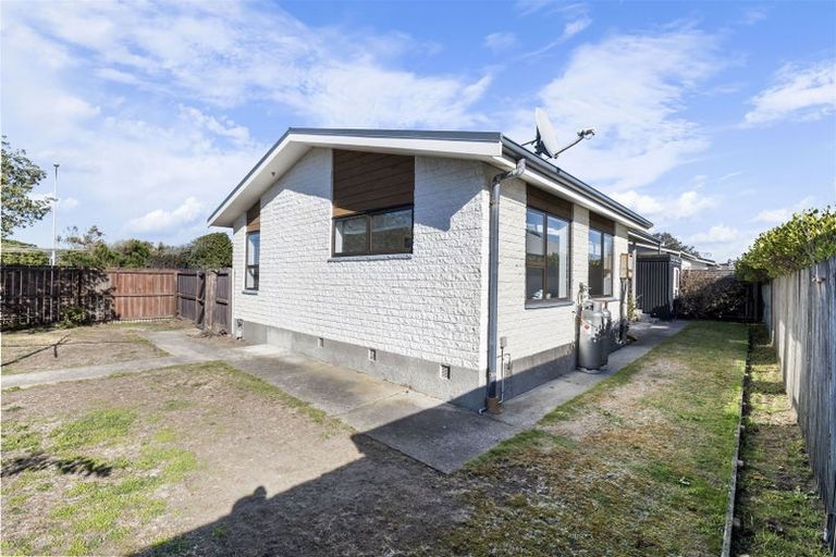 Photo of property in 35 Pandora Street, North New Brighton, Christchurch, 8083