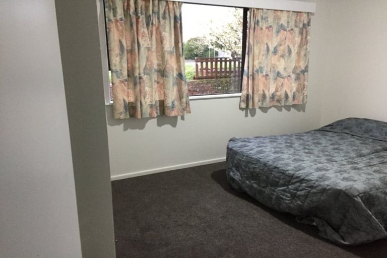 Photo of property in 59 Victoria Street, Carterton, 5713