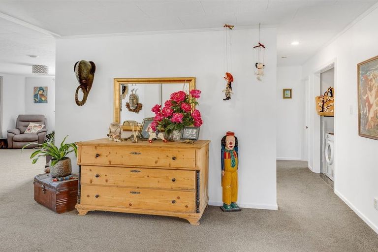 Photo of property in 95 Queen Street, Westport, 7825