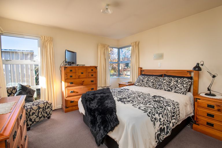 Photo of property in 35 Eureka Street, Alexandra, 9320