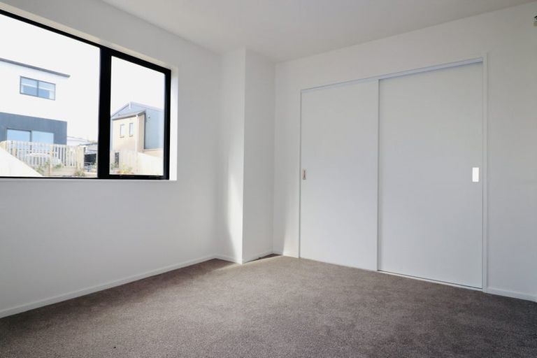 Photo of property in 3 Heketara Place, Papakura, 2110