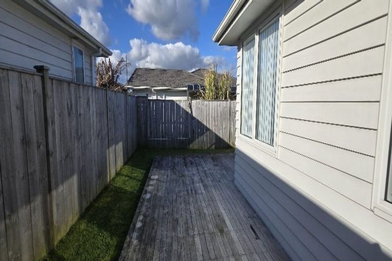Photo of property in 3 Kanono Road, Takanini, 2110