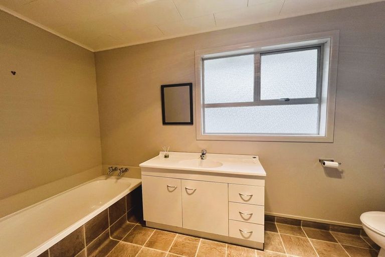 Photo of property in 59 Hall Street, Cambridge, 3434