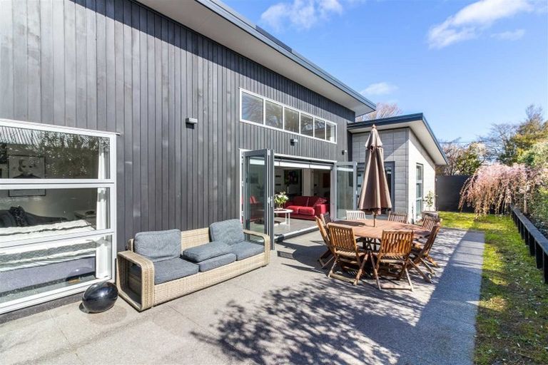 Photo of property in 108 Bryndwr Road, Bryndwr, Christchurch, 8052