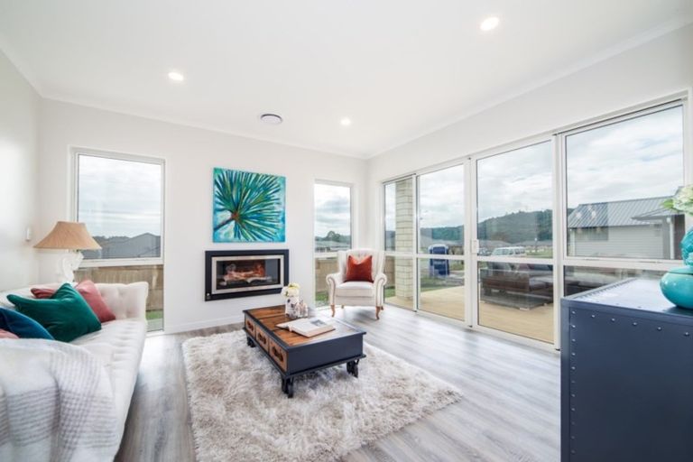 Photo of property in 1 Raymond Grace Avenue, Huapai, Kumeu, 0810