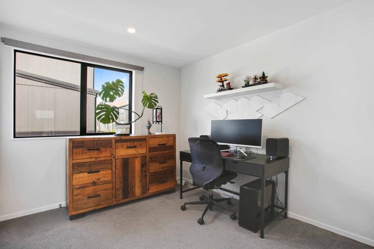 Photo of property in 28 Ivy Nola Way, Henderson, Auckland, 0612