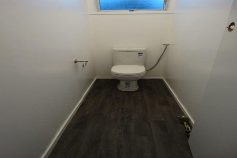 Photo of property in 31 Universal Drive, Henderson, Auckland, 0610