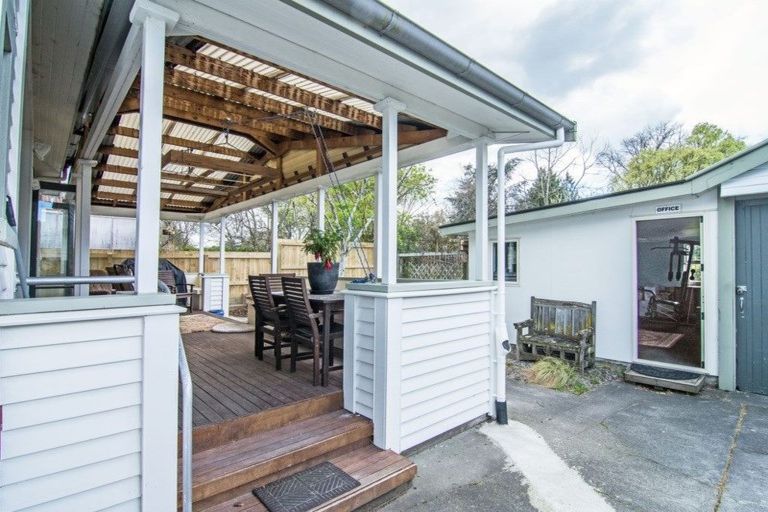 Photo of property in 24 Albert Street, Masterton, 5810