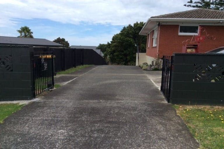 Photo of property in 19 Rodney Street, Howick, Auckland, 2014