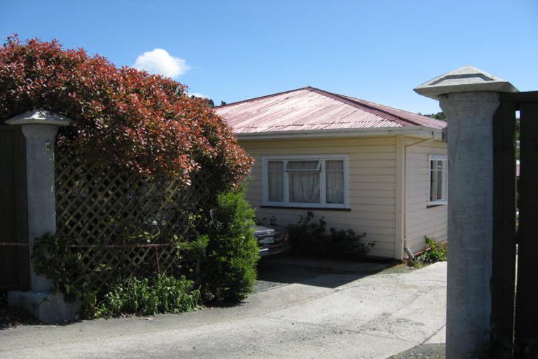 Photo of property in 64 Tipahi Street, Nelson South, Nelson, 7010