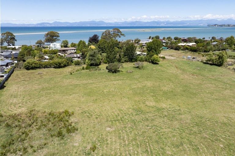 Photo of property in 35 Motueka Quay, Motueka, 7120