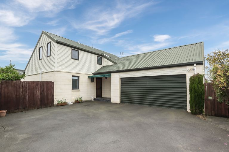 Photo of property in 2/90 Proctor Street, Papanui, Christchurch, 8053