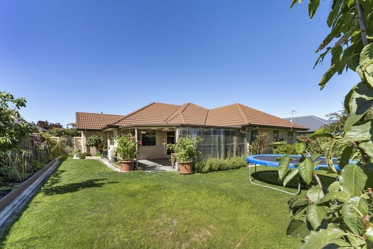 Photo of property in 39 Sycamore Close, Rangiora, 7400