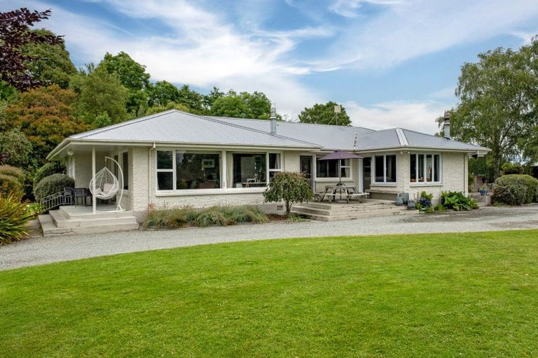 Photo of property in 225 Winchester Hanging Rock Road, Temuka, 7985