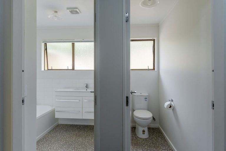 Photo of property in 17 Nalanda Crescent, Broadmeadows, Wellington, 6035