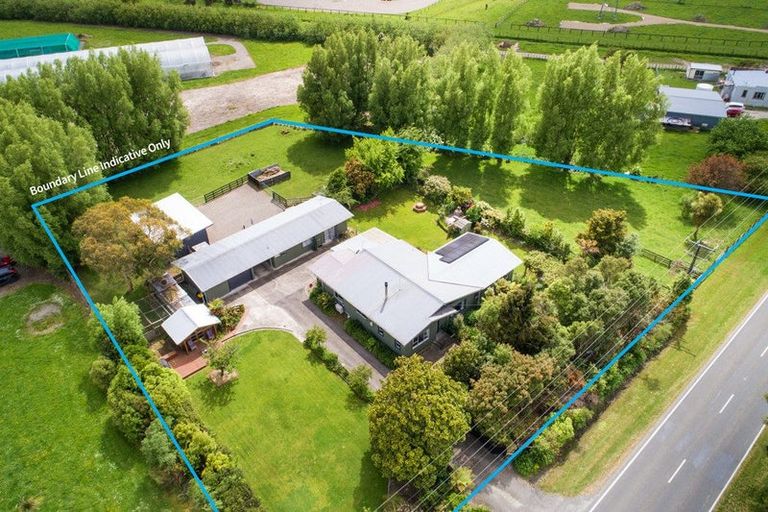 Photo of property in 204 Kawakawa Road, Feilding, 4775
