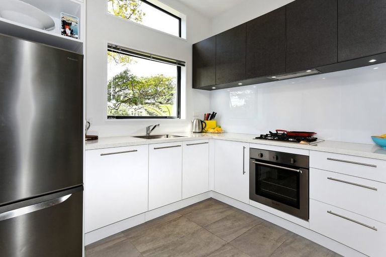 Photo of property in 1/171 Stapletons Road, Richmond, Christchurch, 8013